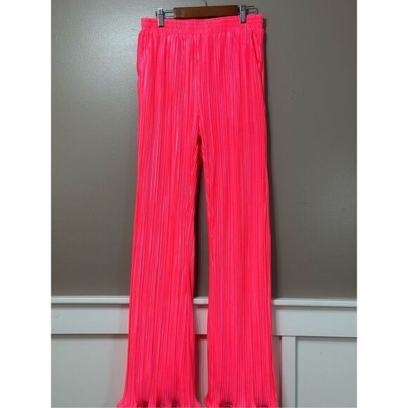 NWOT Dressed in LALA ORIGINAL Long Sleeve Electric Pink Plissé Set Women's Small - Picture 11 of 13